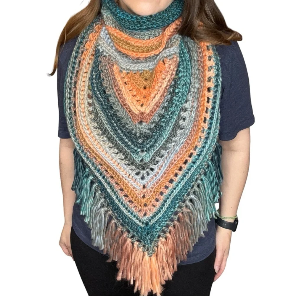 Handcrafted Crochet Cowl Neck Scarf With‎ Fringe New Handmade by Seller Knit